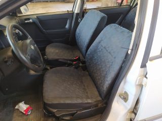 bontott OPEL ASTRA G Kalaptartó