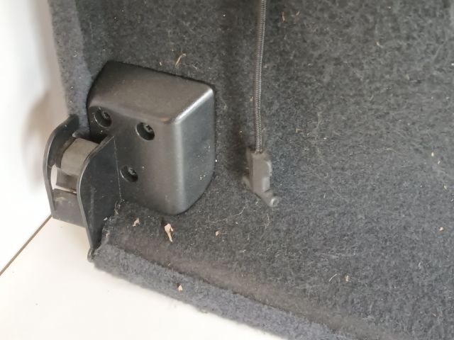 bontott OPEL ASTRA G Kalaptartó