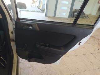 bontott OPEL ASTRA G Kalaptartó