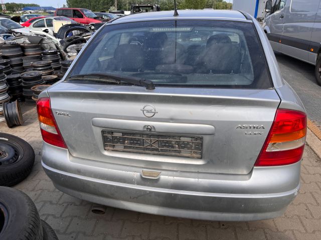 bontott OPEL ASTRA G Kerék Csavar Szett