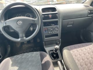 bontott OPEL ASTRA G Középső Bal Szellőző