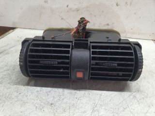 bontott OPEL ASTRA G Középső Szellőző