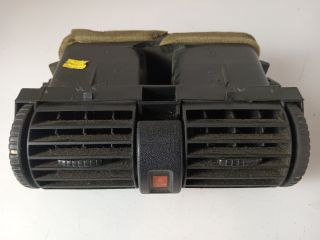 bontott OPEL ASTRA G Középső Szellőző