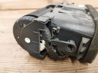 bontott OPEL ASTRA G Középső Szellőző