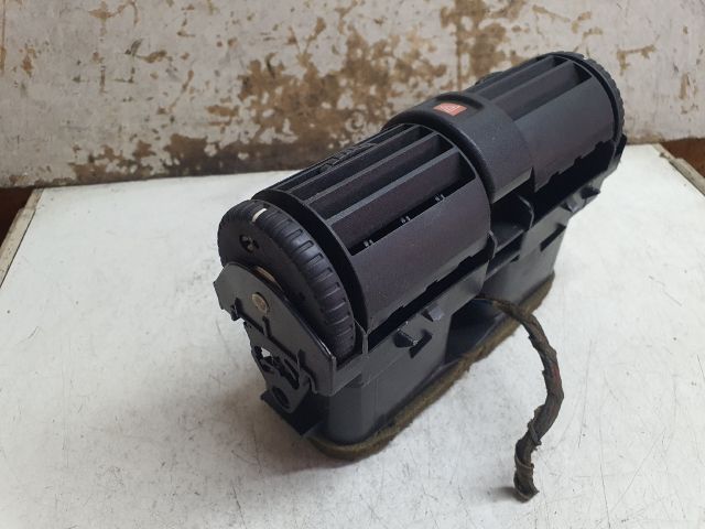 bontott OPEL ASTRA G Középső Szellőző