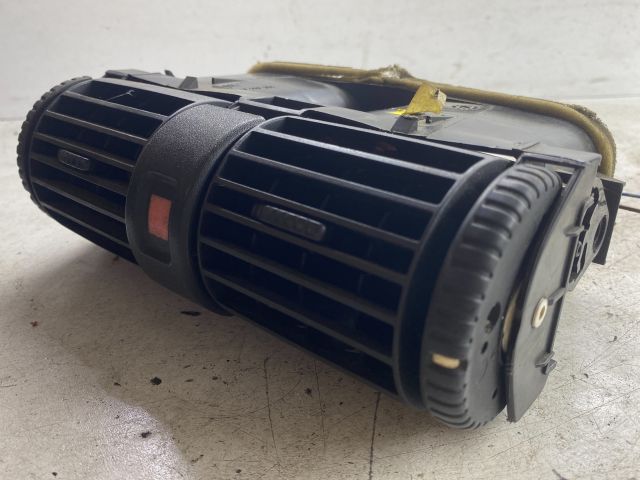 bontott OPEL ASTRA G Középső Szellőző