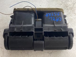 bontott OPEL ASTRA G Középső Szellőző