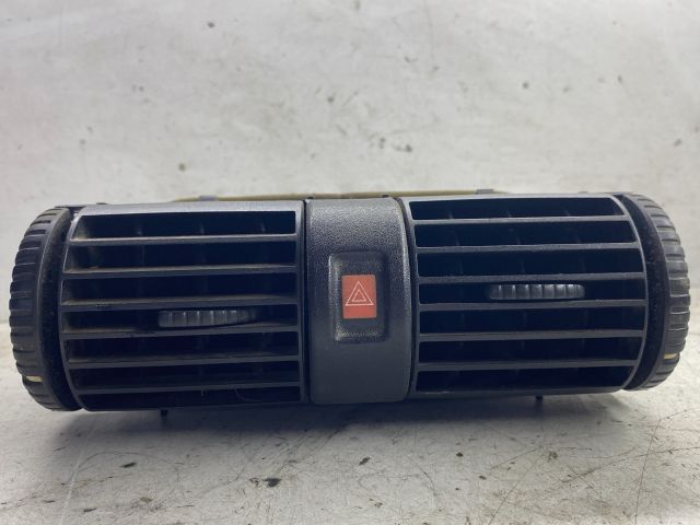 bontott OPEL ASTRA G Középső Szellőző