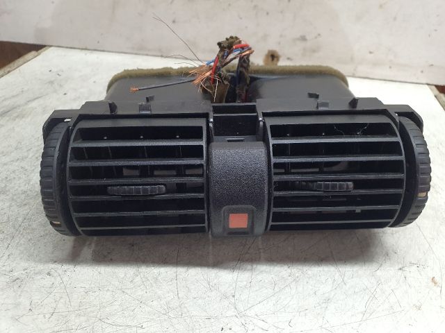 bontott OPEL ASTRA G Középső Szellőző