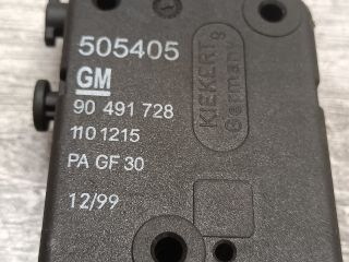 bontott OPEL ASTRA G Központizár Motor Csomagtérajtó