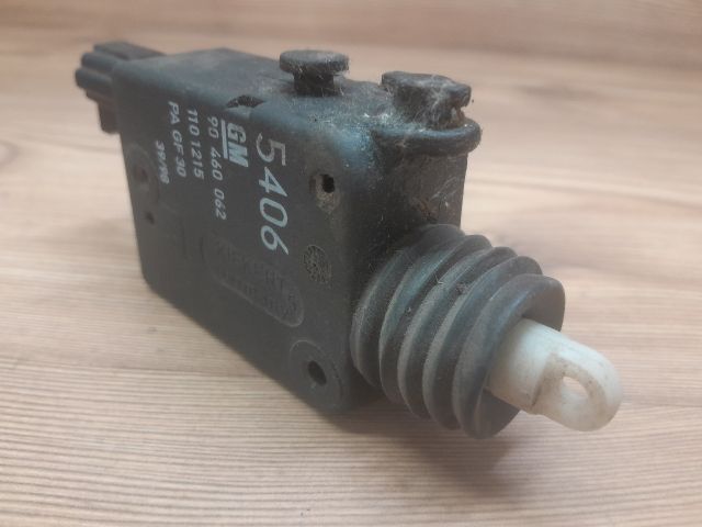 bontott OPEL ASTRA G Központizár Motor Csomagtérajtó