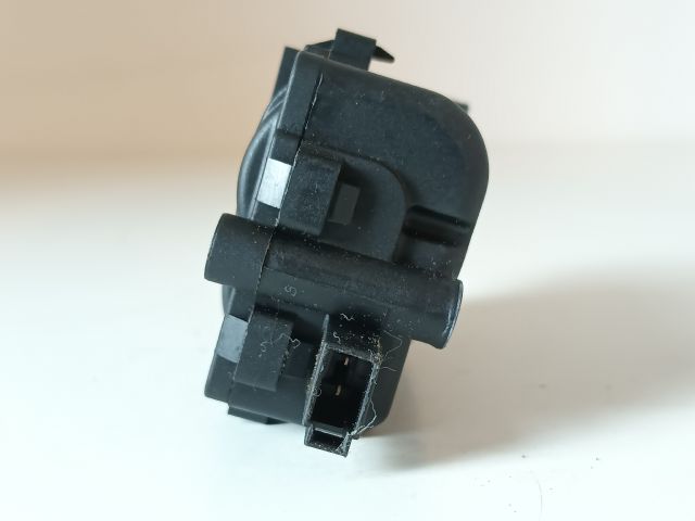 bontott OPEL ASTRA G Központizár Motor Csomagtérajtó