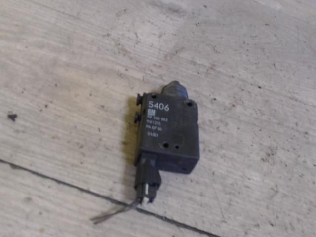 bontott OPEL ASTRA G Központizár Motor (Pozíciófüggetlen)