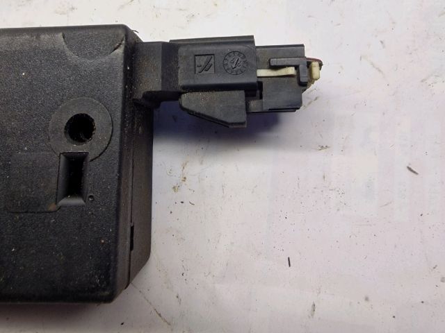 bontott OPEL ASTRA G Központizár Motor Tankajtó