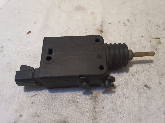 bontott OPEL ASTRA G Központizár Motor Tankajtó