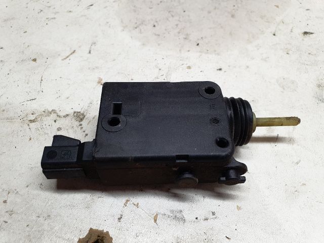 bontott OPEL ASTRA G Központizár Motor Tankajtó