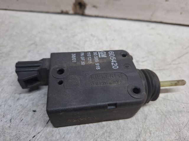 bontott OPEL ASTRA G Központizár Motor Tankajtó