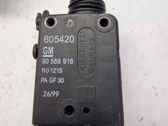 bontott OPEL ASTRA G Központizár Motor Tankajtó