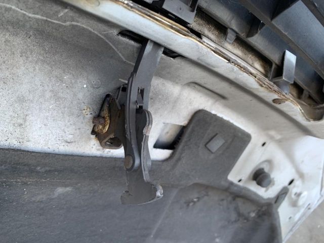 bontott OPEL ASTRA G Motorháztető Biztonsági Kampó