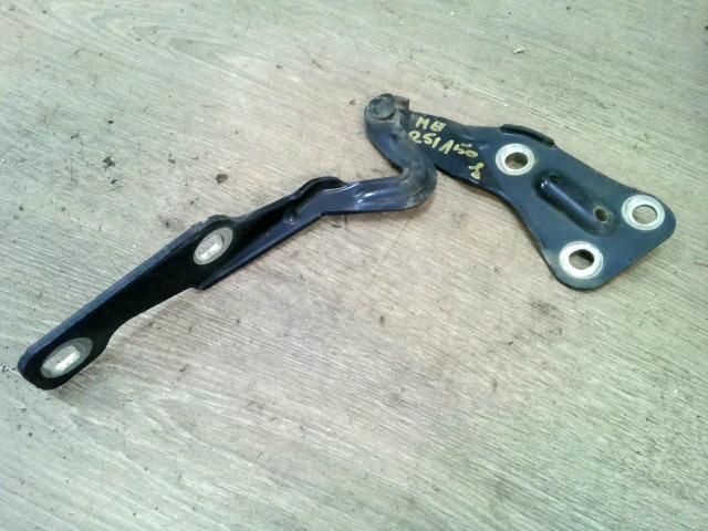 bontott OPEL ASTRA G Motorháztető Jobb Zsanér