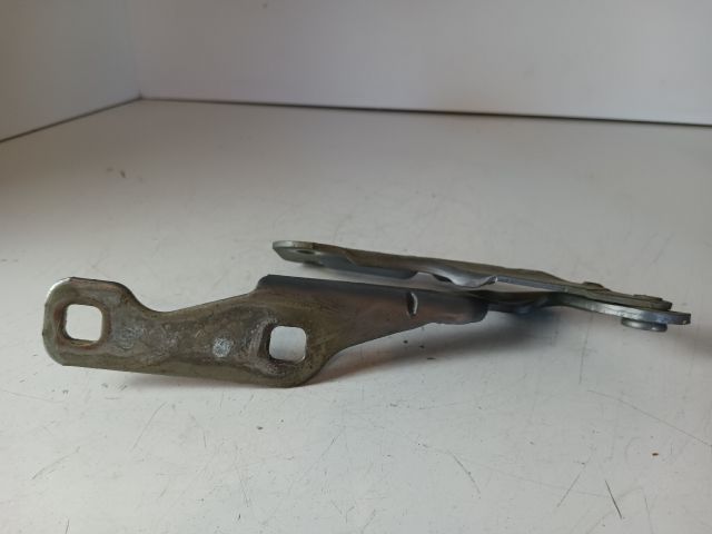 bontott OPEL ASTRA G Motorháztető Jobb Zsanér