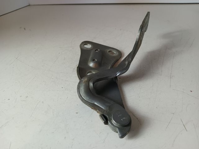 bontott OPEL ASTRA G Motorháztető Jobb Zsanér