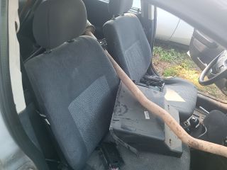 bontott OPEL ASTRA G Motorháztető Nyitó Kar / Gomb