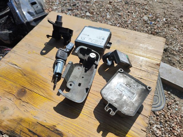 bontott OPEL ASTRA G Motorvezérlő