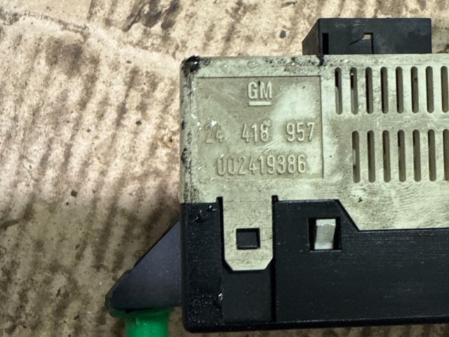 bontott OPEL ASTRA G Multifunkciós Kijelző