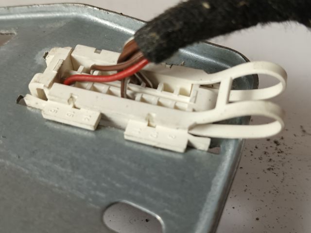 bontott OPEL ASTRA G OBD Csatlakozó Aljzat