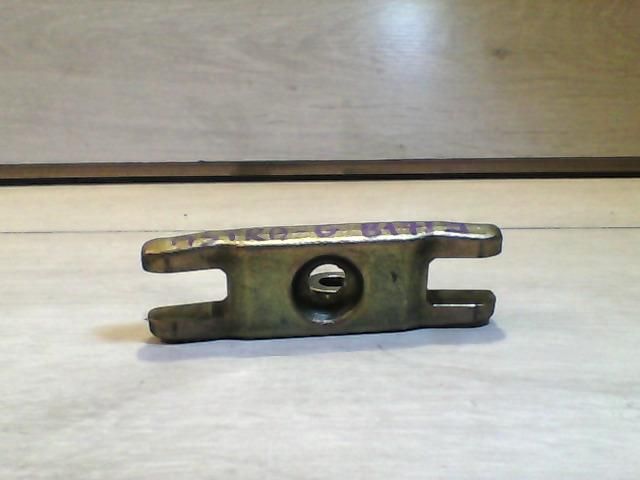 bontott OPEL ASTRA G Porlasztó Lefogató