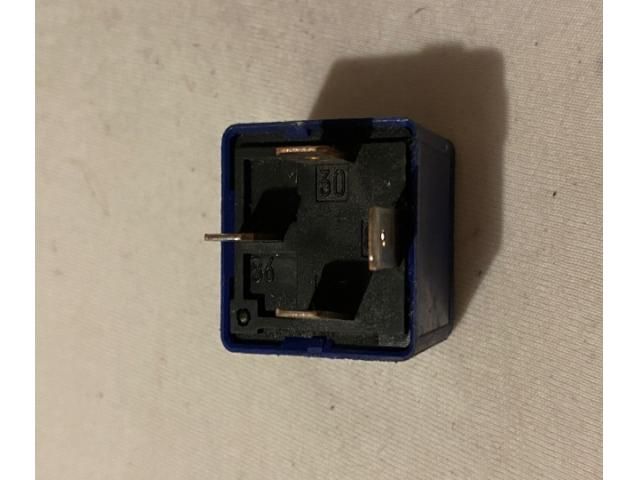 bontott OPEL ASTRA G Relé