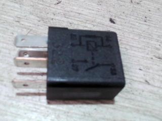 bontott OPEL ASTRA G Relé