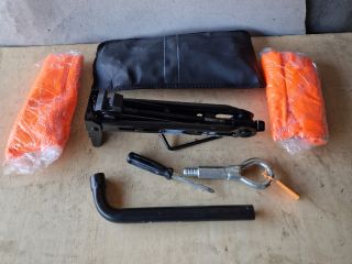 bontott OPEL ASTRA G Szerszámkészlet