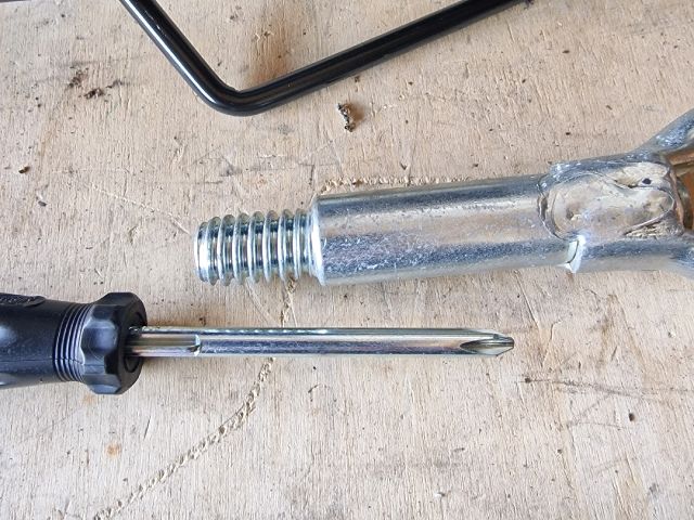 bontott OPEL ASTRA G Szerszámkészlet