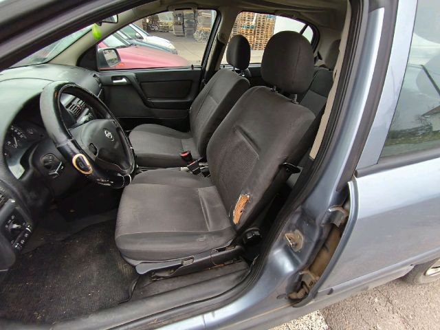 bontott OPEL ASTRA G Szivargyújtó Aljzat