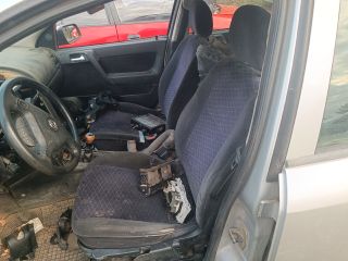 bontott OPEL ASTRA G Szivargyújtó Aljzat