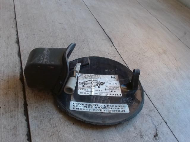 bontott OPEL ASTRA G Tankajtó