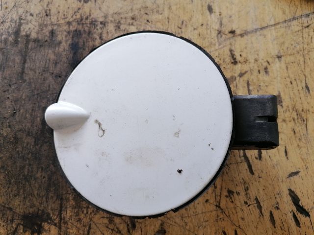 bontott OPEL ASTRA G Tankajtó