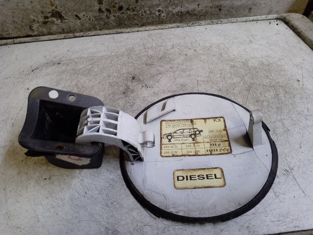 bontott OPEL ASTRA G Tankajtó