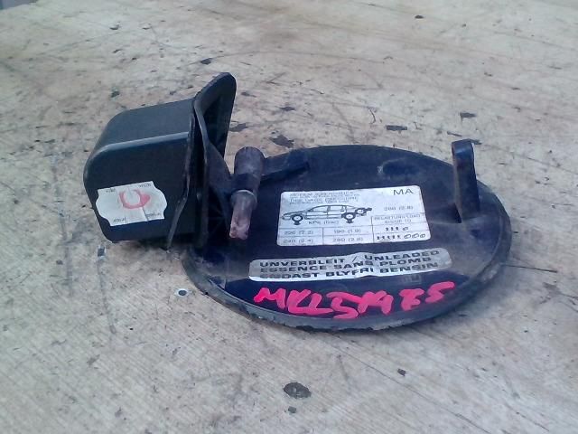 bontott OPEL ASTRA G Tankajtó