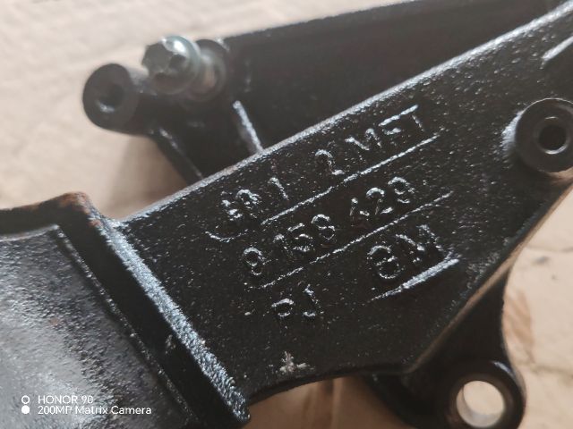 bontott OPEL ASTRA G Tartó Bak