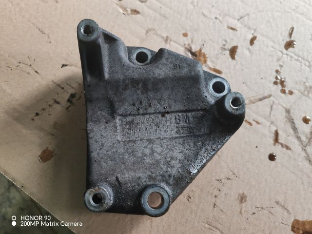 bontott OPEL ASTRA G Tartó Bak