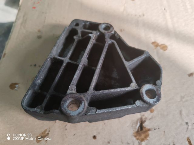 bontott OPEL ASTRA G Tartó Bak