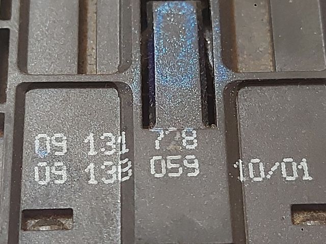 bontott OPEL ASTRA G Vészvillogó Kapcsoló