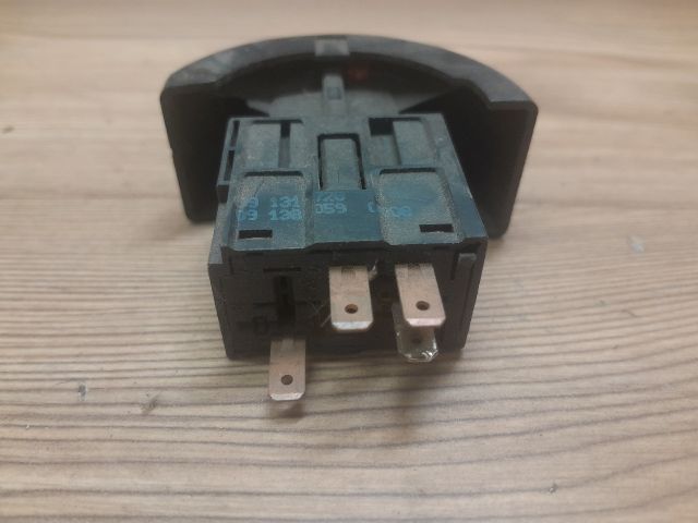 bontott OPEL ASTRA G Vészvillogó Kapcsoló