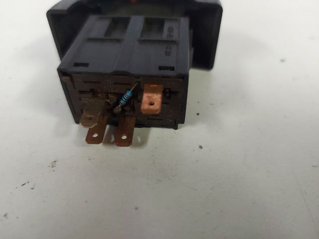 bontott OPEL ASTRA G Vészvillogó Kapcsoló