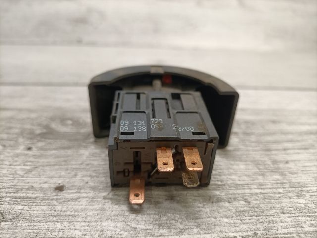 bontott OPEL ASTRA G Vészvillogó Kapcsoló