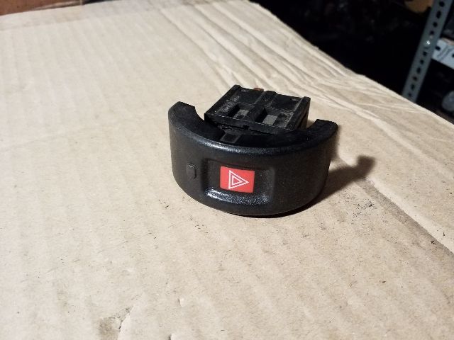 bontott OPEL ASTRA G Vészvillogó Kapcsoló