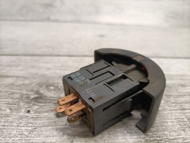 bontott OPEL ASTRA G Vészvillogó Kapcsoló